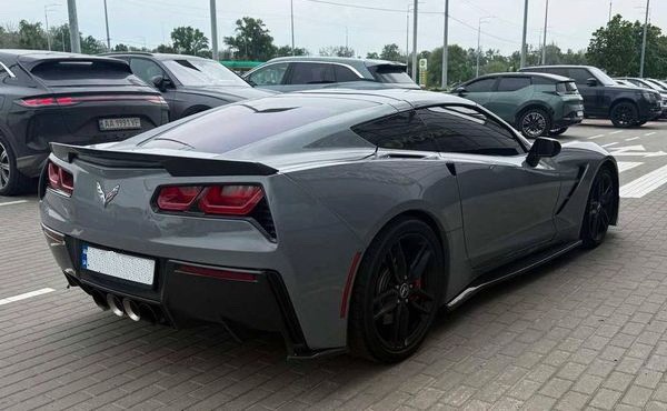 440 Кабриолет для фотосессии и съемки Chevrolet Corvette Targa PmyR