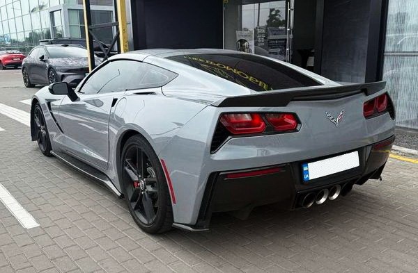 440 Кабриолет для фотосессии и съемки Chevrolet Corvette Targa gan8