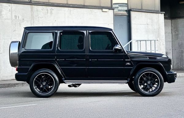 249 Джип Mercedes-Benz G63AMG 2016 кубик без водителя 28Ey