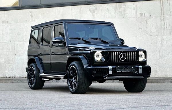249 Джип Mercedes-Benz G63AMG 2016 кубик без водителя 28Ey