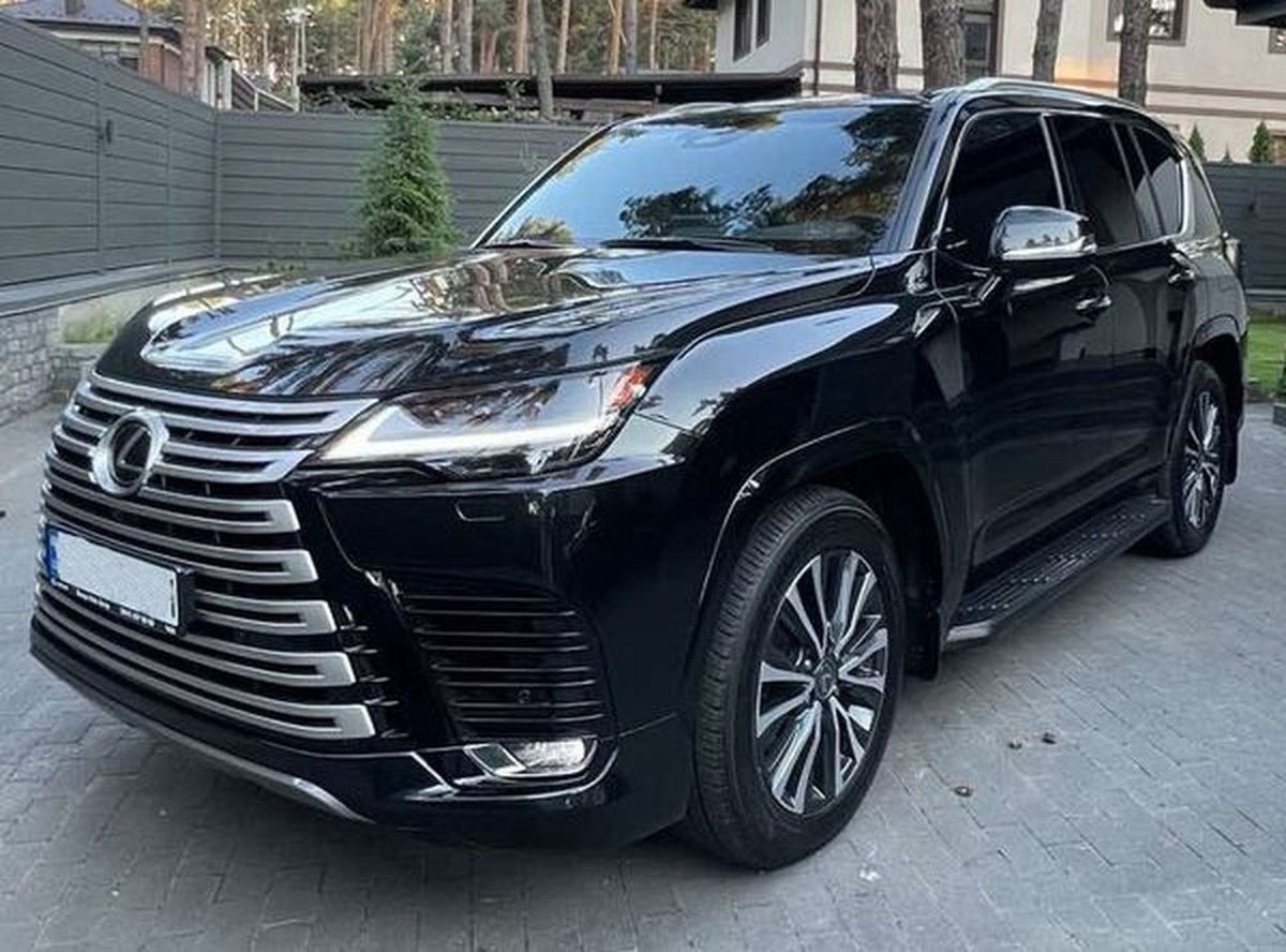 059 Внедорожник Lexus LX 500 с водителем K4dN