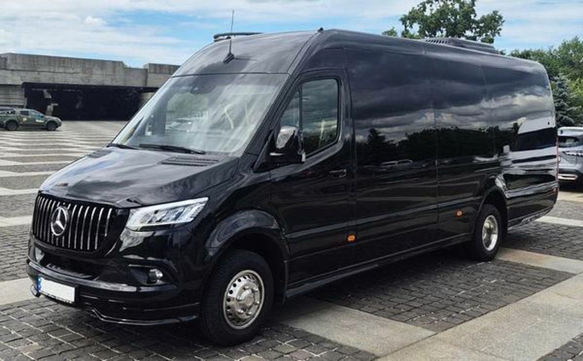 022 Микроавтобус на свадьбу или трансфер Mercedes-Benz Sprinter Lyd8