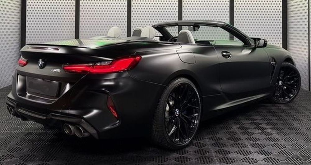 286 Кабриолет BMW M8 F91 Cabrio серая с водителем 1NYQ