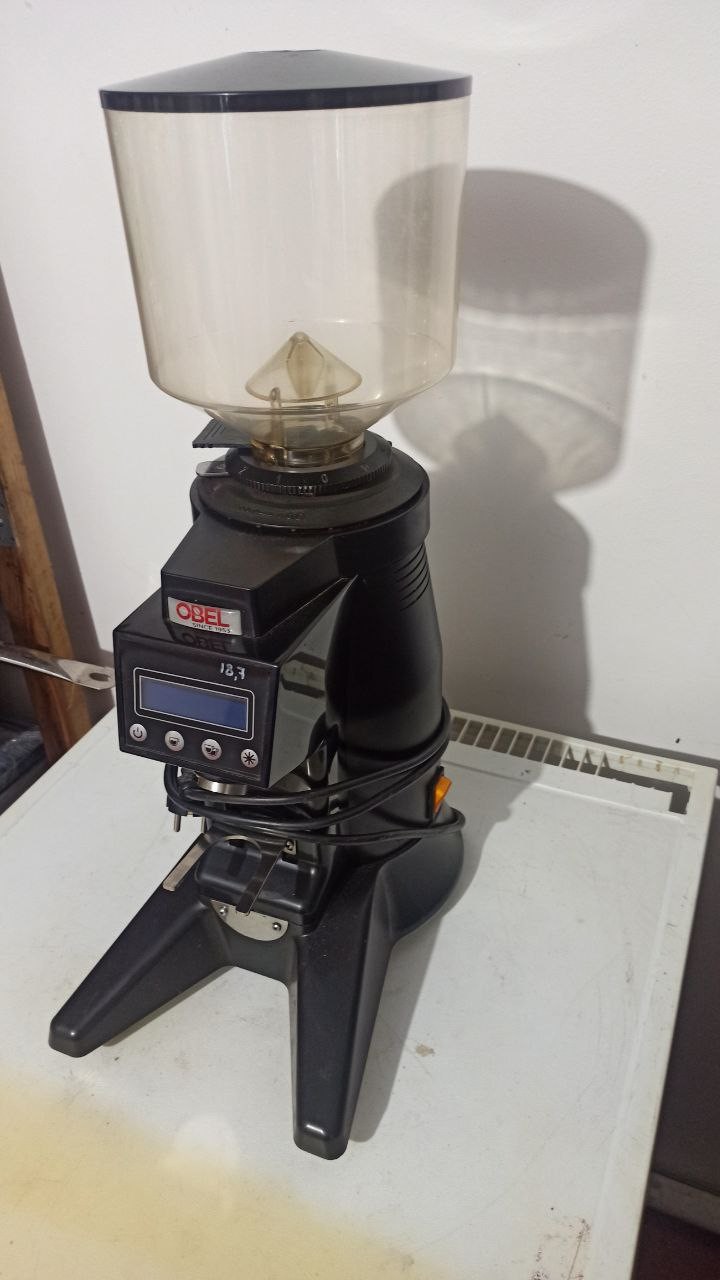 Кавомашина la Spaziale EK з кавомолкою Obel кофемашина eOod
